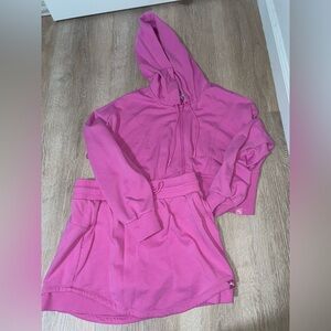 Active wear set skirt and zip up